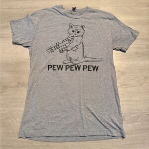 Men’s Sm Funny Pew Pew Cat With Laser Gray Graphic T-Shirt Nerd Geek Gamer